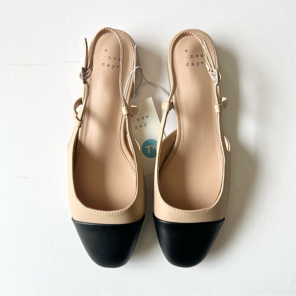 A NEW DAY Women’s Sling Back Ballet Flats Tan and Black Shoes - Picture 1 of 10